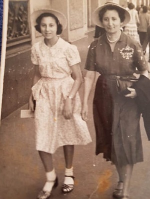 Pic for blog-33: mom & daughter in town