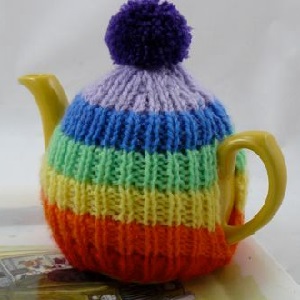 Pic for blog-32: knitted tea cosy